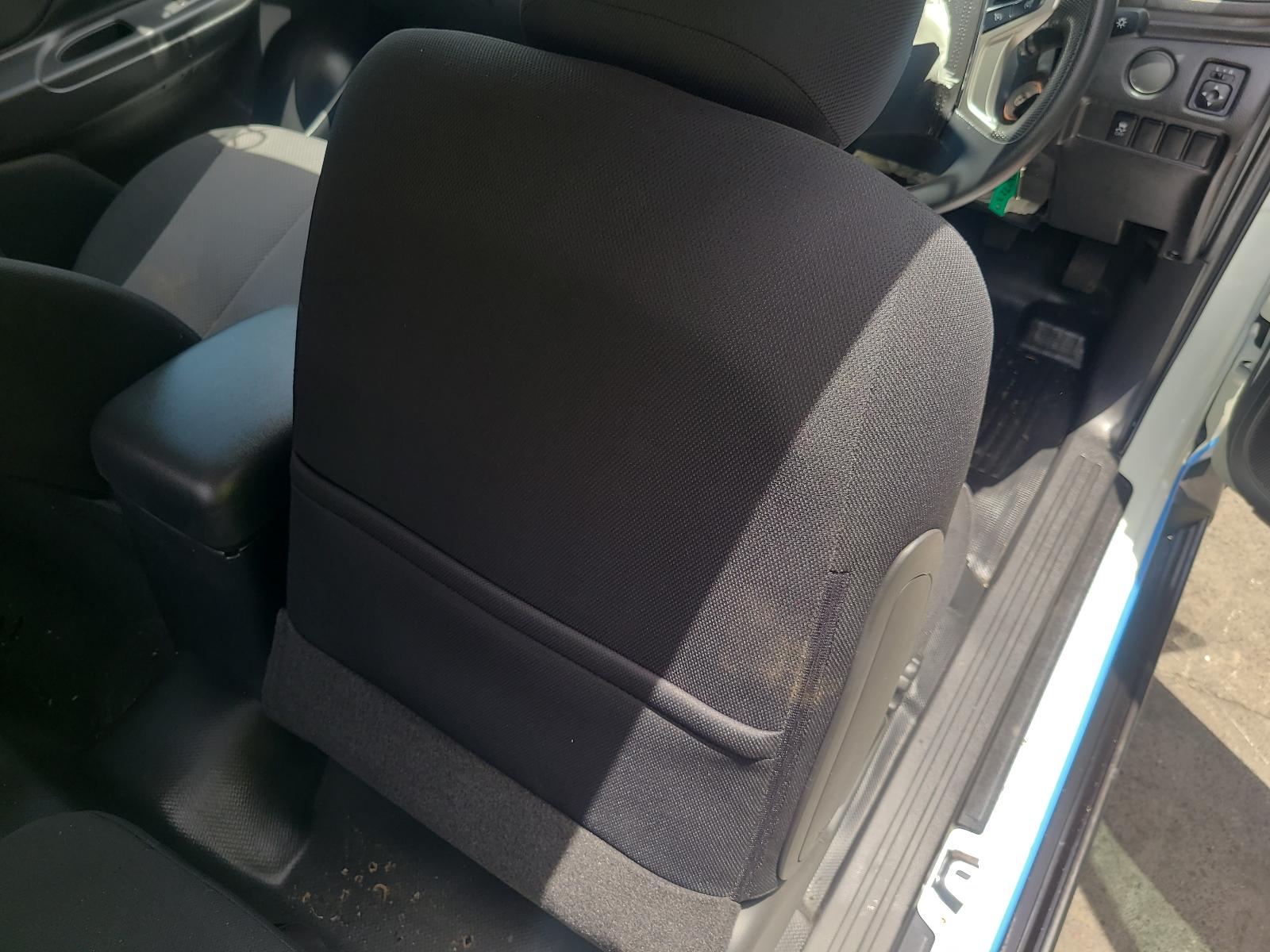 View Auto part Right Indicator/Fog/Side Mitsubishi Triton 2023