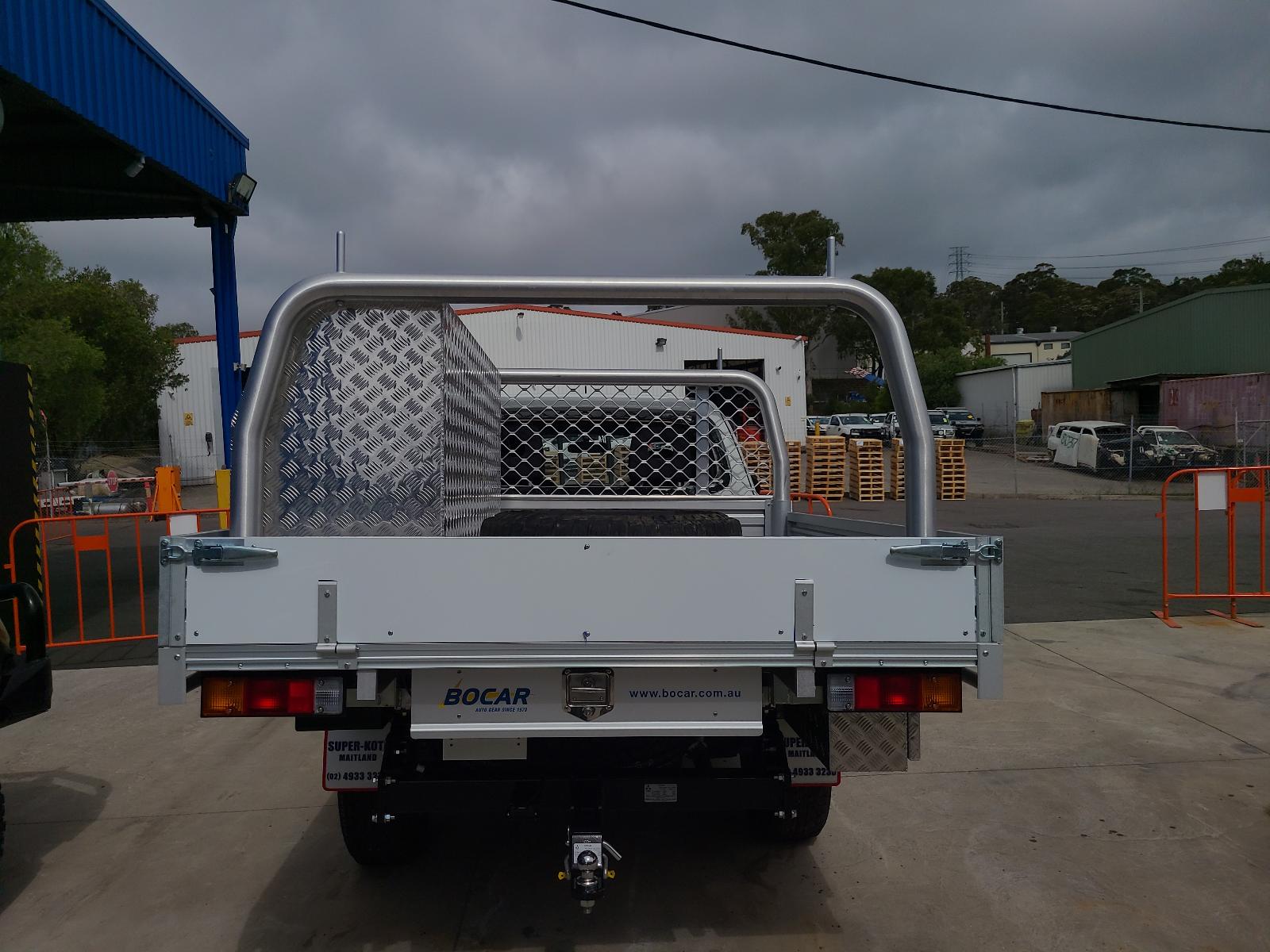 View Auto part Right Indicator/Fog/Side Mitsubishi Triton 2023