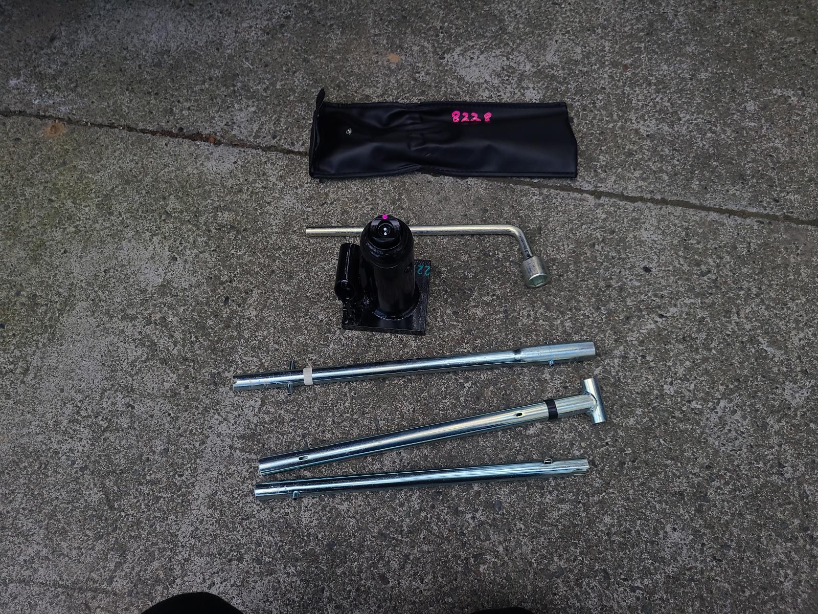 View Auto part Right Indicator/Fog/Side Mitsubishi Triton 2023