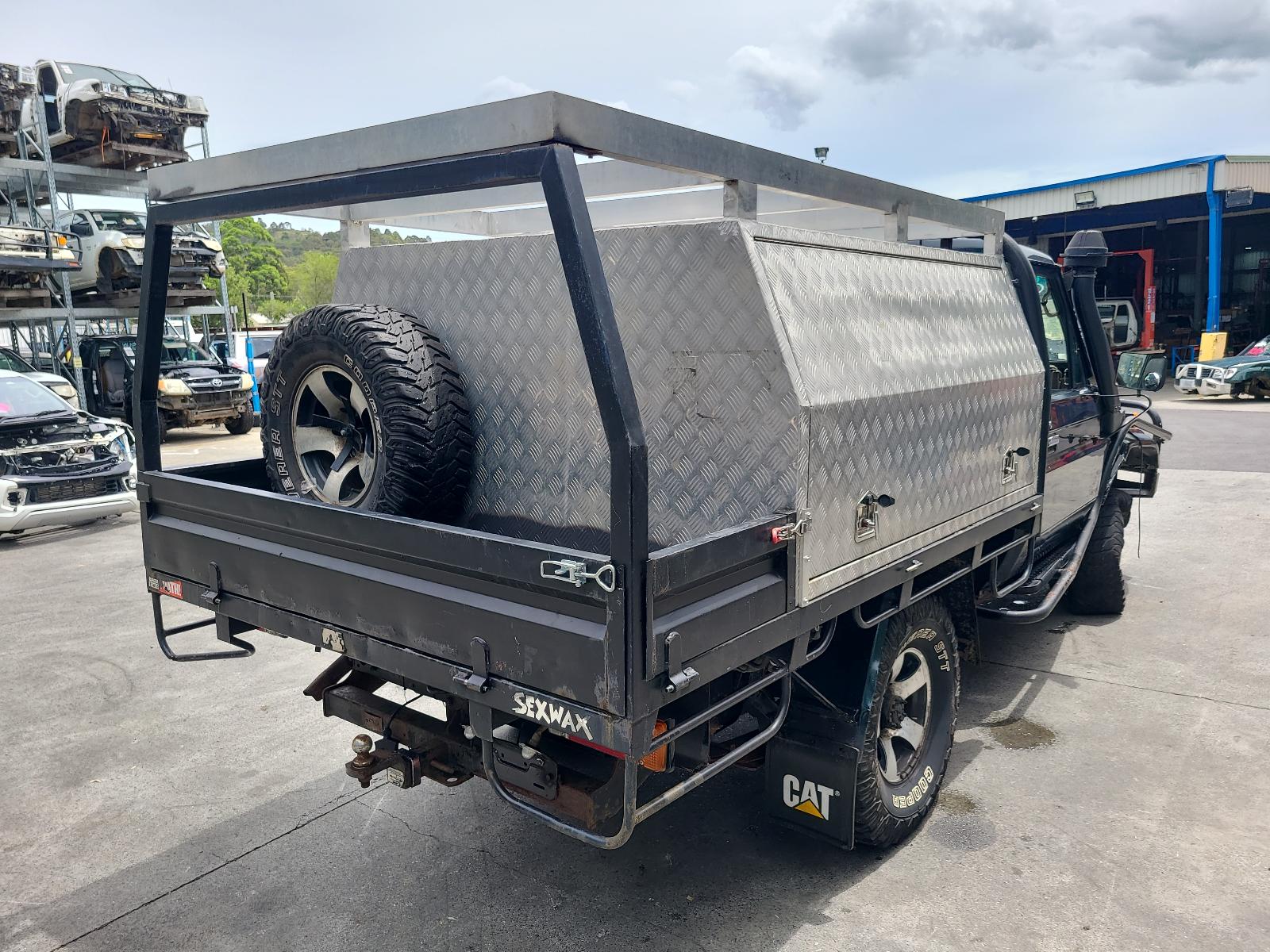 View Toyota Landcruiser 1999 2 Door Pickup