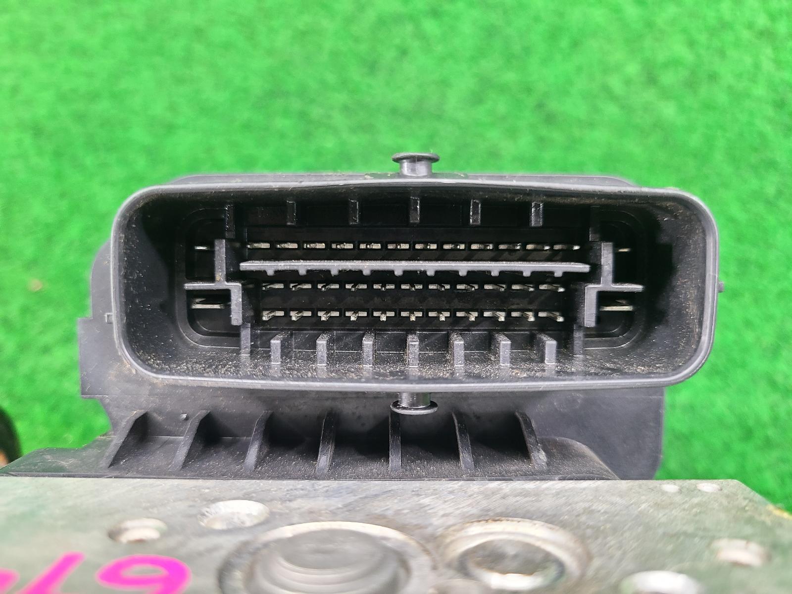 View Auto part Abs Pump/Modulator Mitsubishi Triton 2016