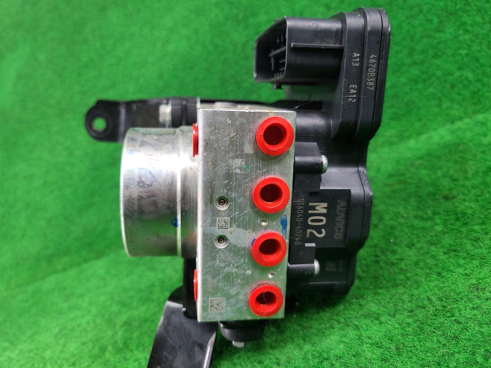 View Auto part Abs Pump/Modulator Mitsubishi Triton 2016