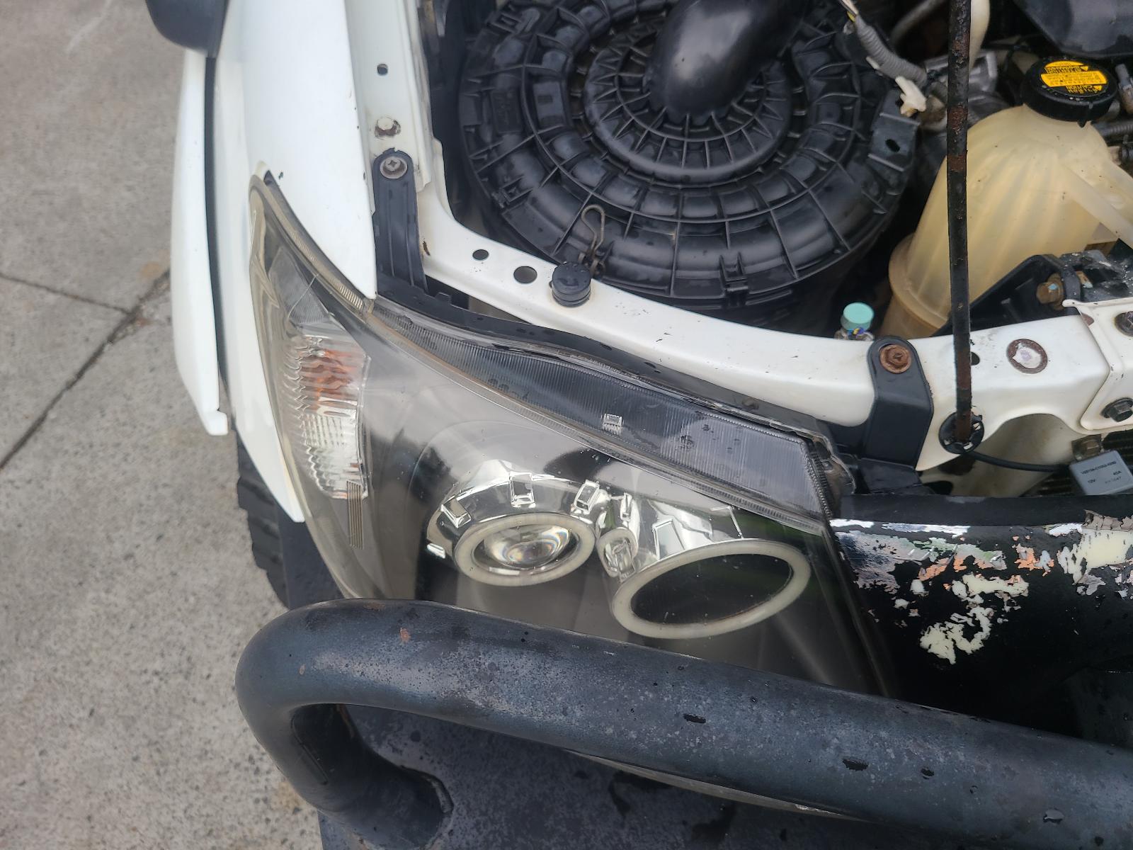View Toyota Hilux 2010 4 Door Utility
