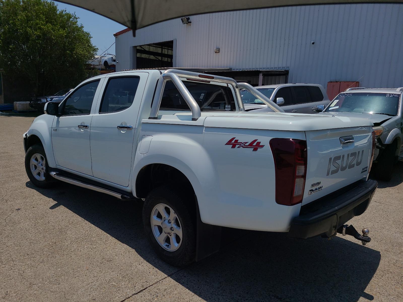 View Auto part Front Seat Isuzu Dmax 2017