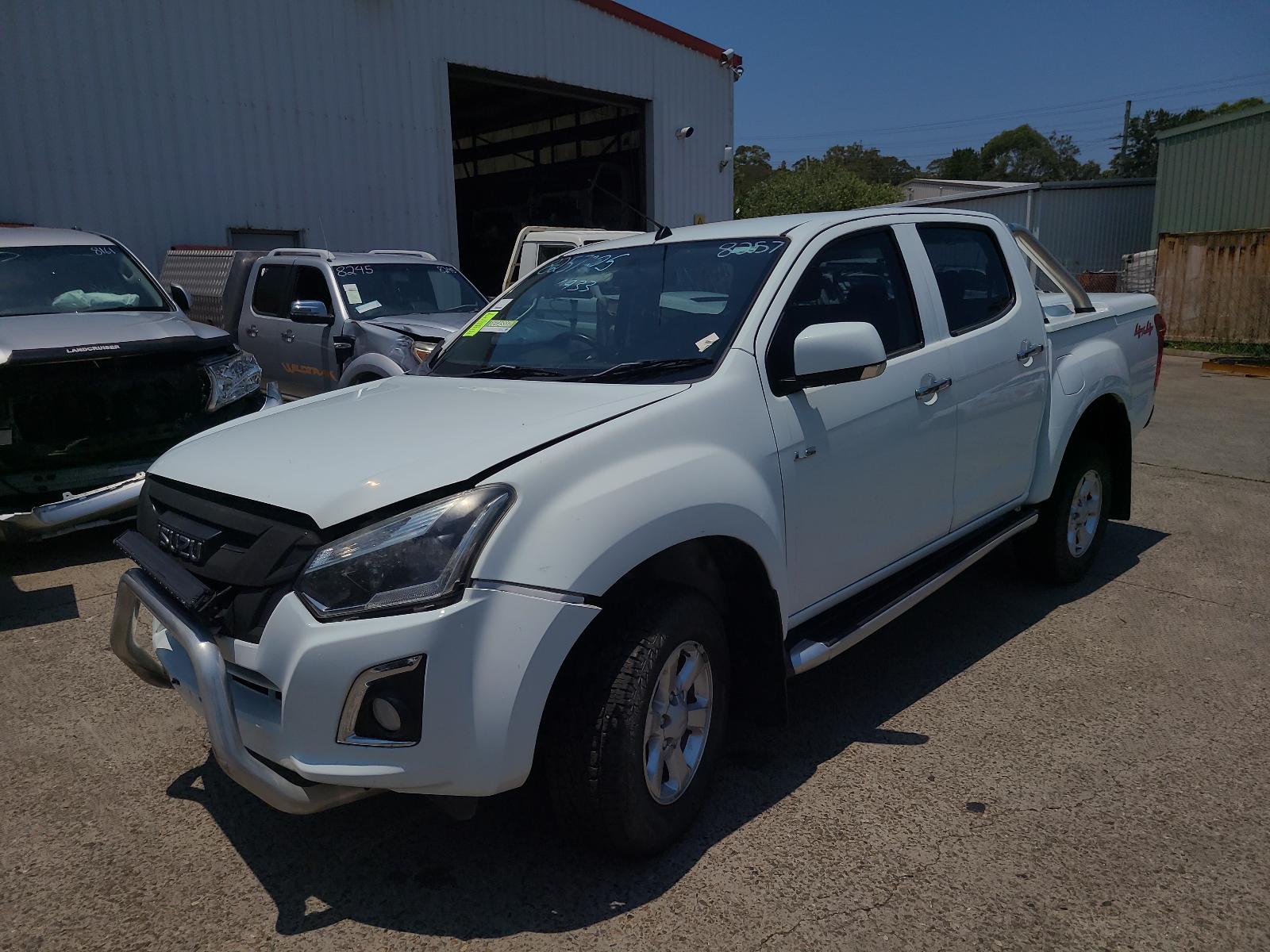 View Auto part Front Seat Isuzu Dmax 2017