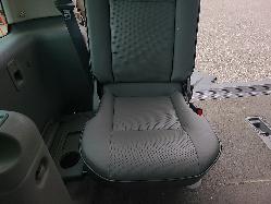 View Land Rover Discovery 2001  