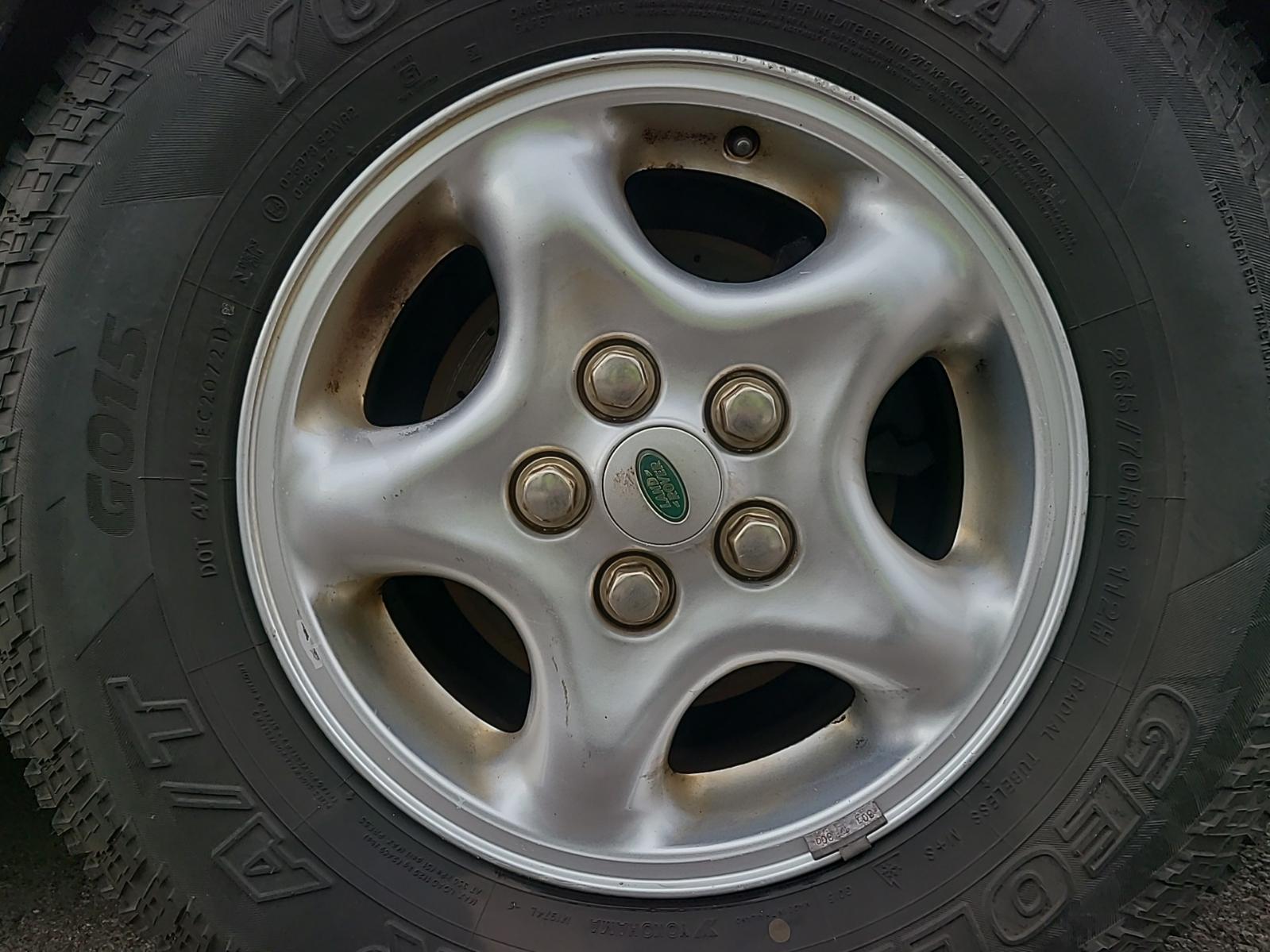 View Land Rover Discovery 2001  