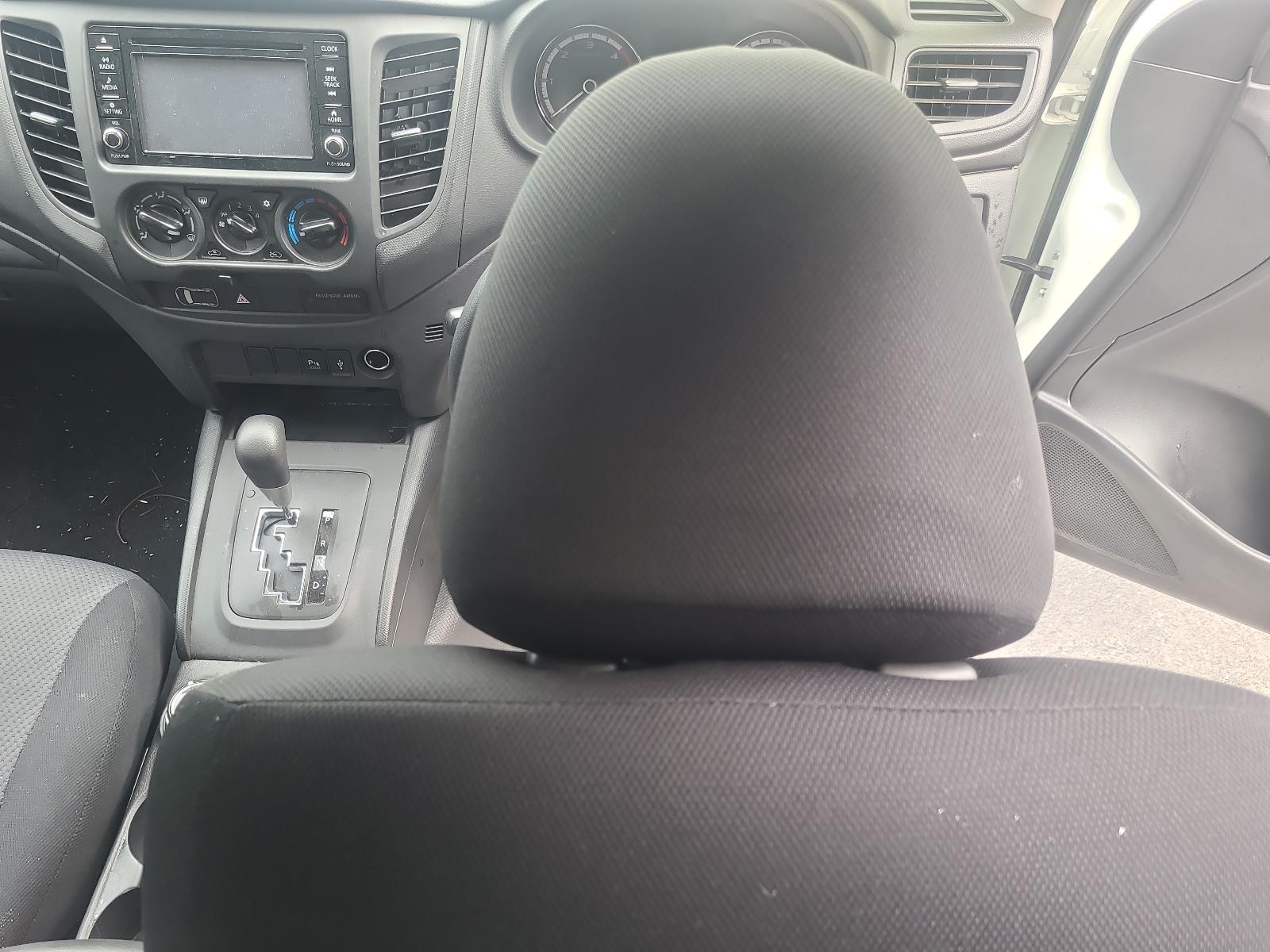 View Mitsubishi Triton 2022  