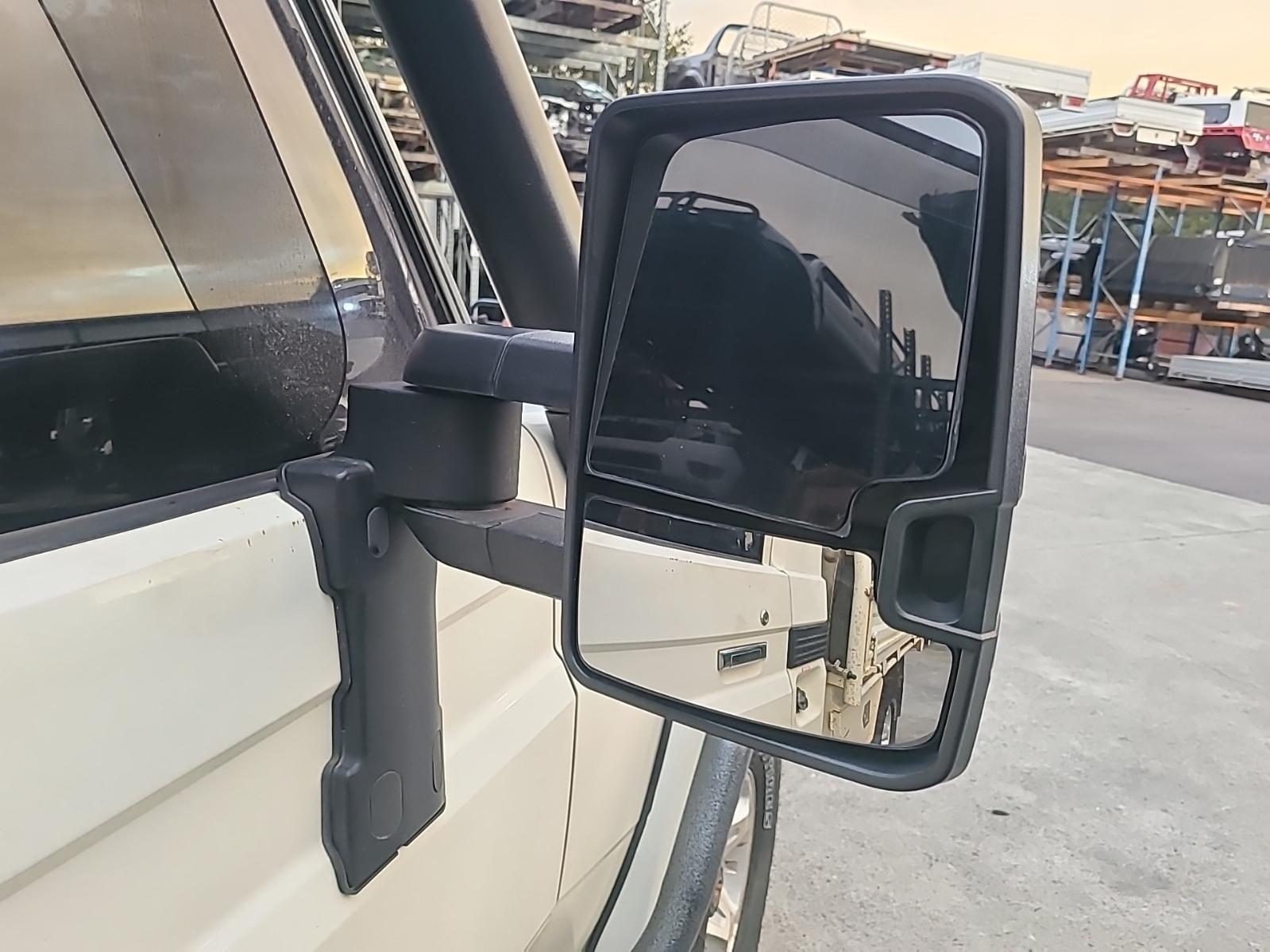 View Auto part Trim Panel Toyota Landcruiser 2008