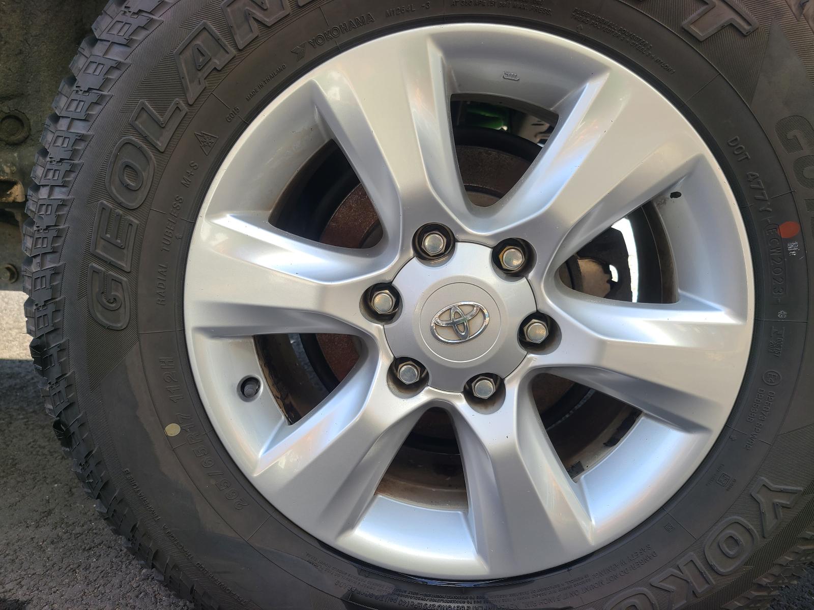 View Toyota Prado 2011 4 Door Station Wagon