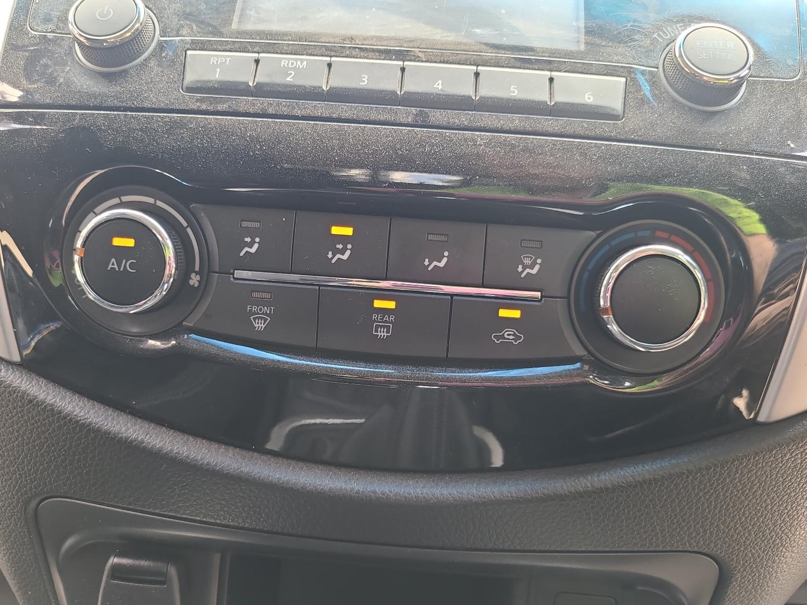 View Nissan Navara 2016 4 Door Utility