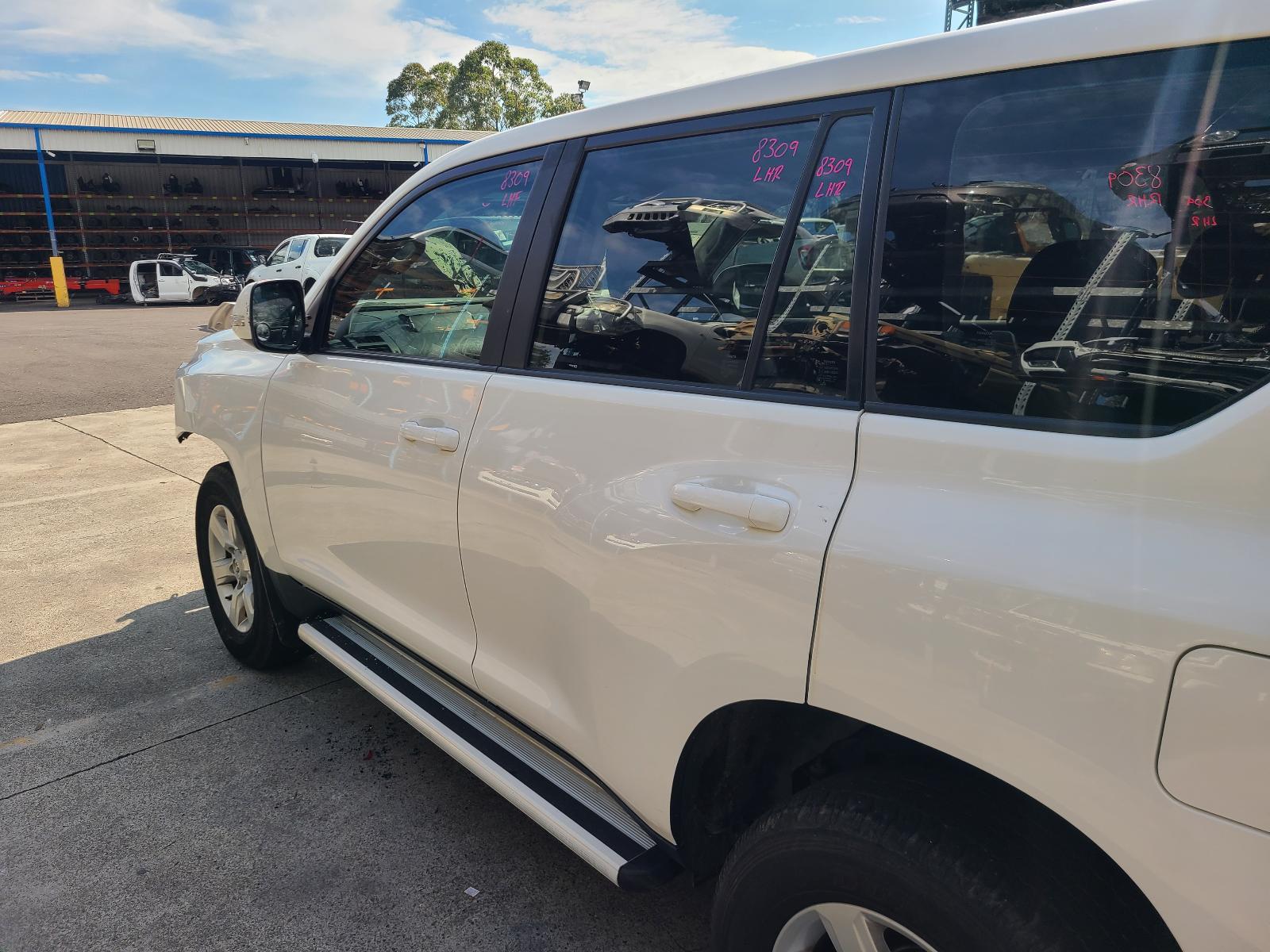 View Toyota Prado 2015 4 Door Station Wagon