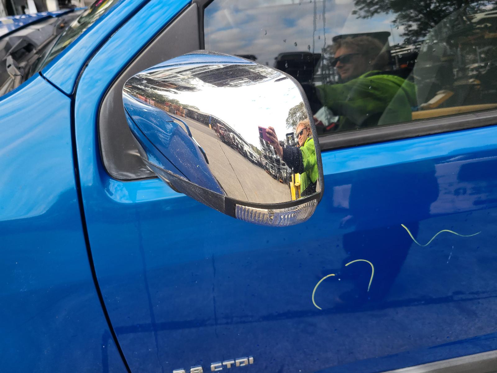 View Holden Colorado 2014 4 Door Utility