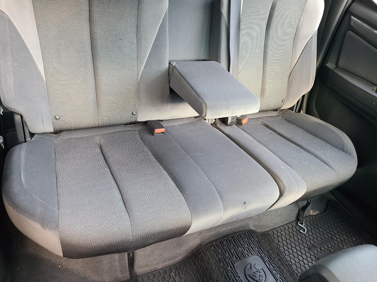 View Holden Colorado 2014 4 Door Utility