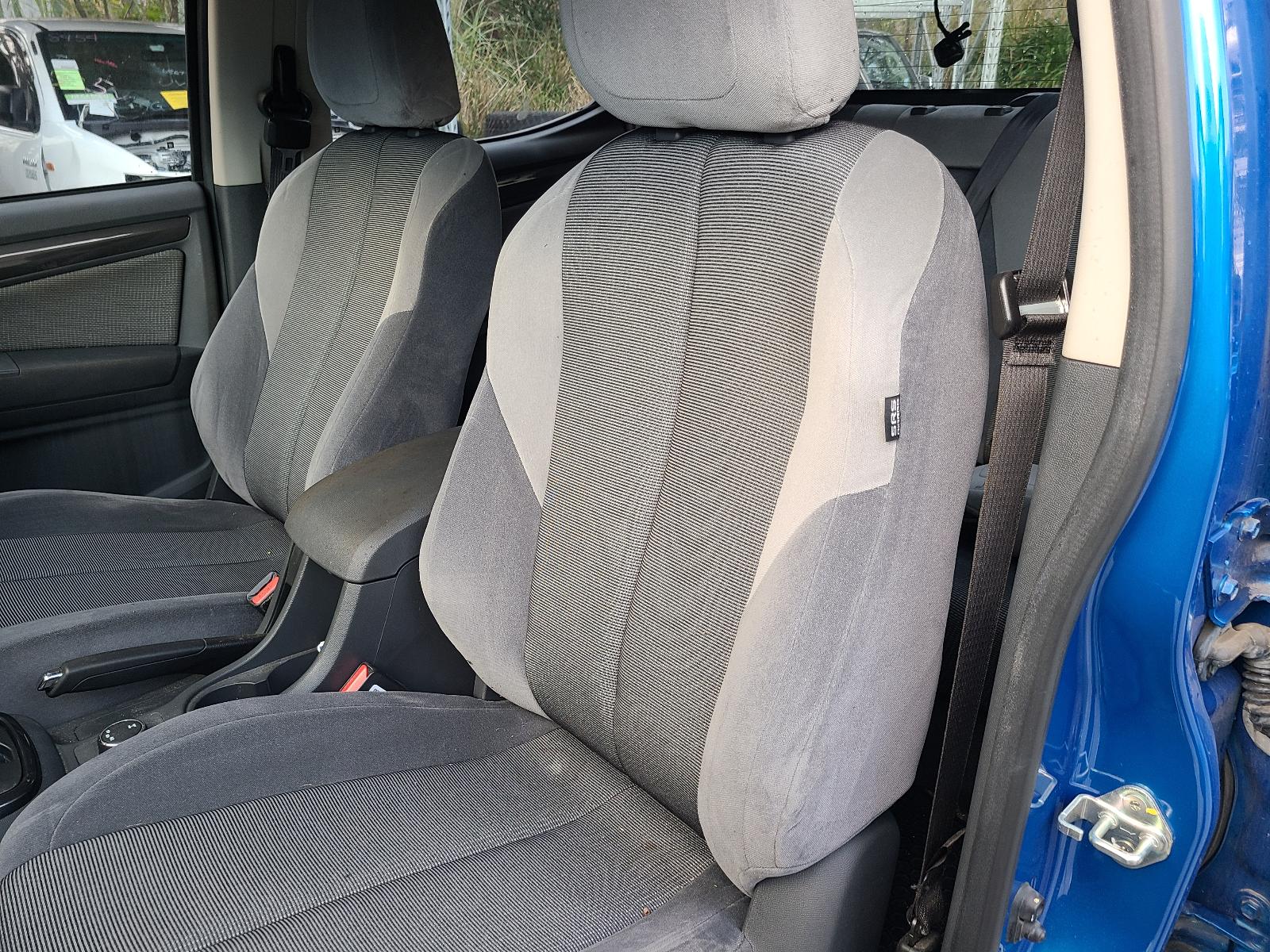 View Holden Colorado 2014 4 Door Utility