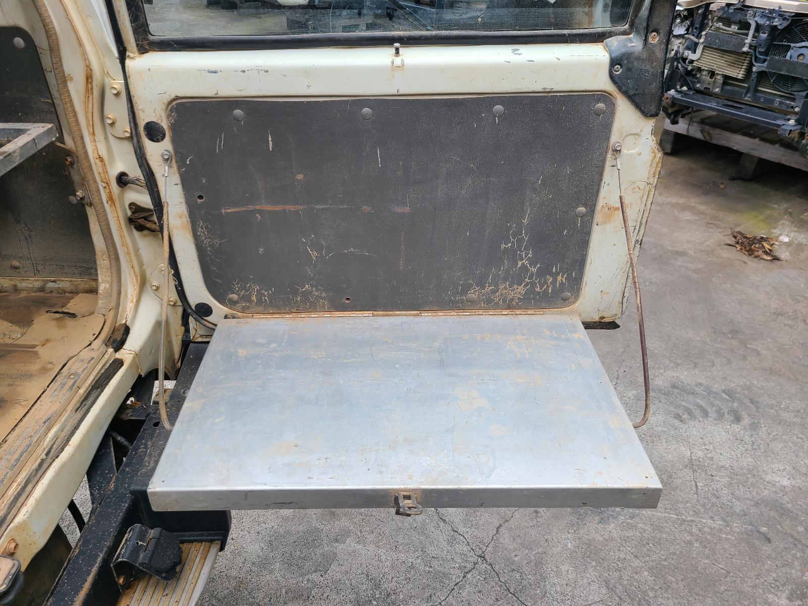 View Toyota Landcruiser 2003 2 Door Station Wagon