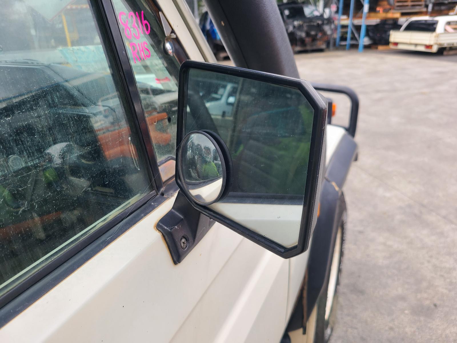 View Toyota Landcruiser 2003 2 Door Station Wagon