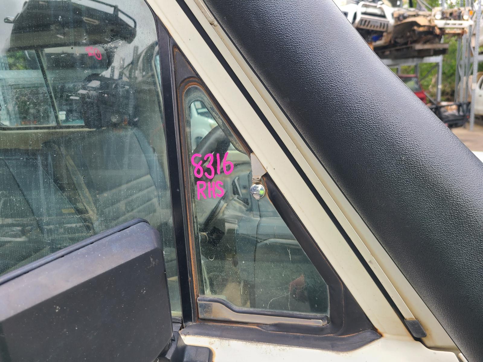 View Toyota Landcruiser 2003 2 Door Station Wagon