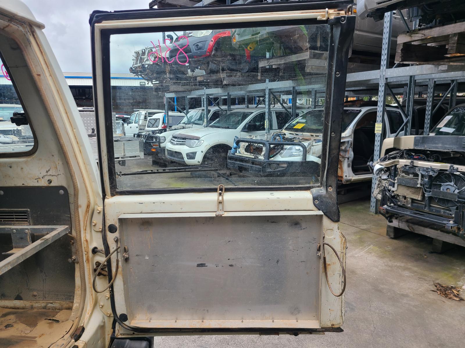 View Toyota Landcruiser 2003 2 Door Station Wagon