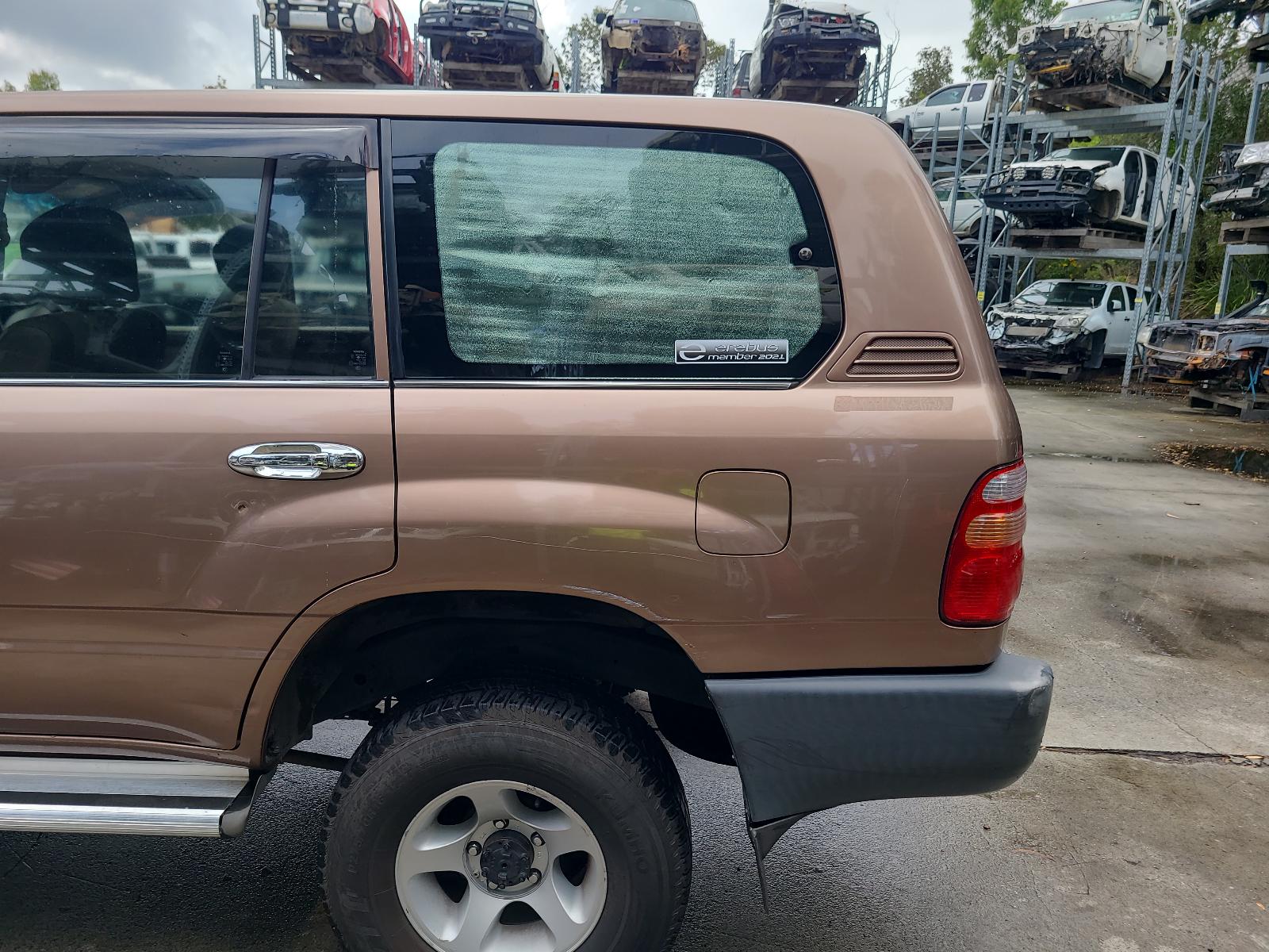 View Toyota Landcruiser 1999 4 Door Station Wagon
