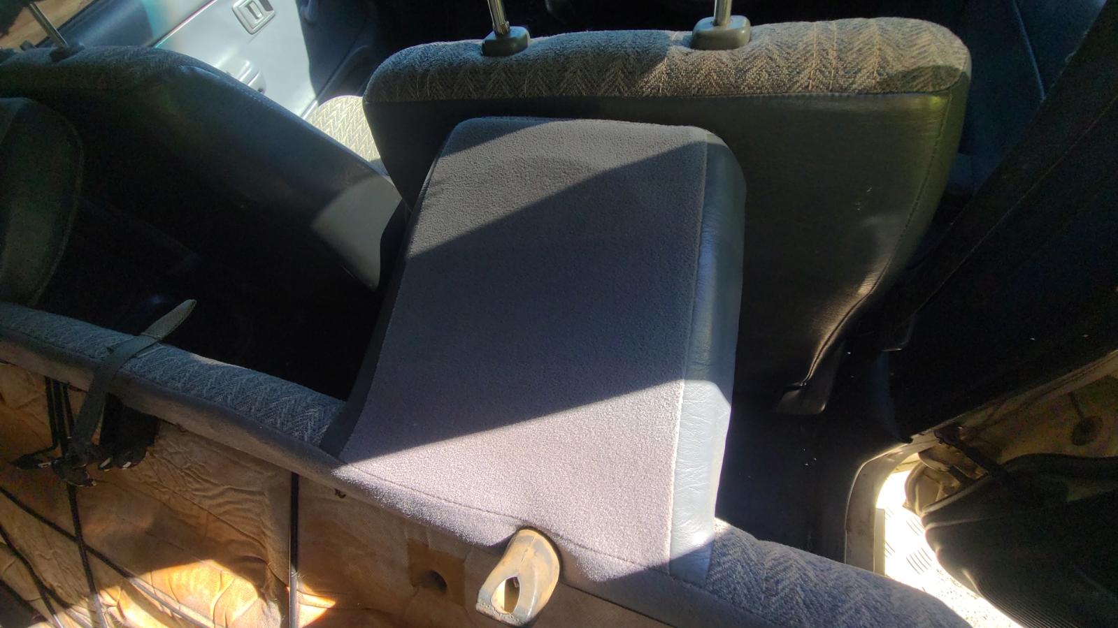 View Toyota Hilux 1998 4 Door Utility
