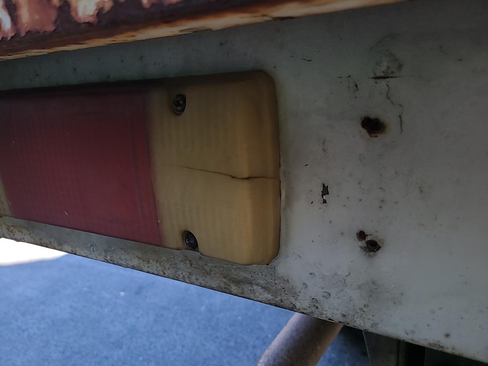 View Toyota Landcruiser 1986 2 Door Utility