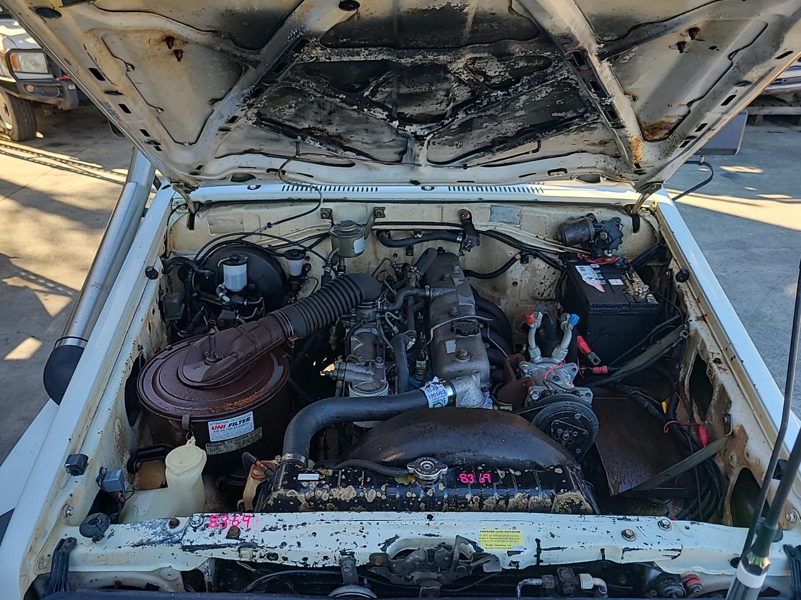 View Toyota Landcruiser 1986 2 Door Utility
