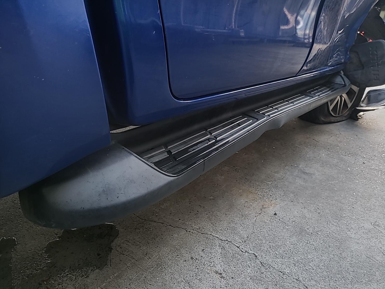 View Toyota Hilux 2015 4 Door Utility