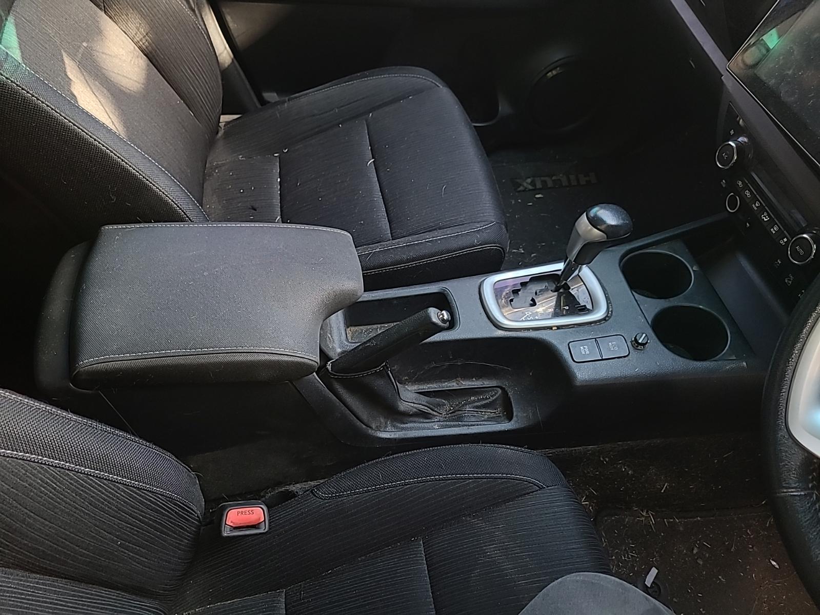 View Toyota Hilux 2015 4 Door Utility
