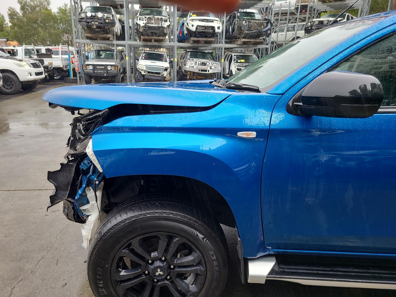 View Mitsubishi Triton 2022  