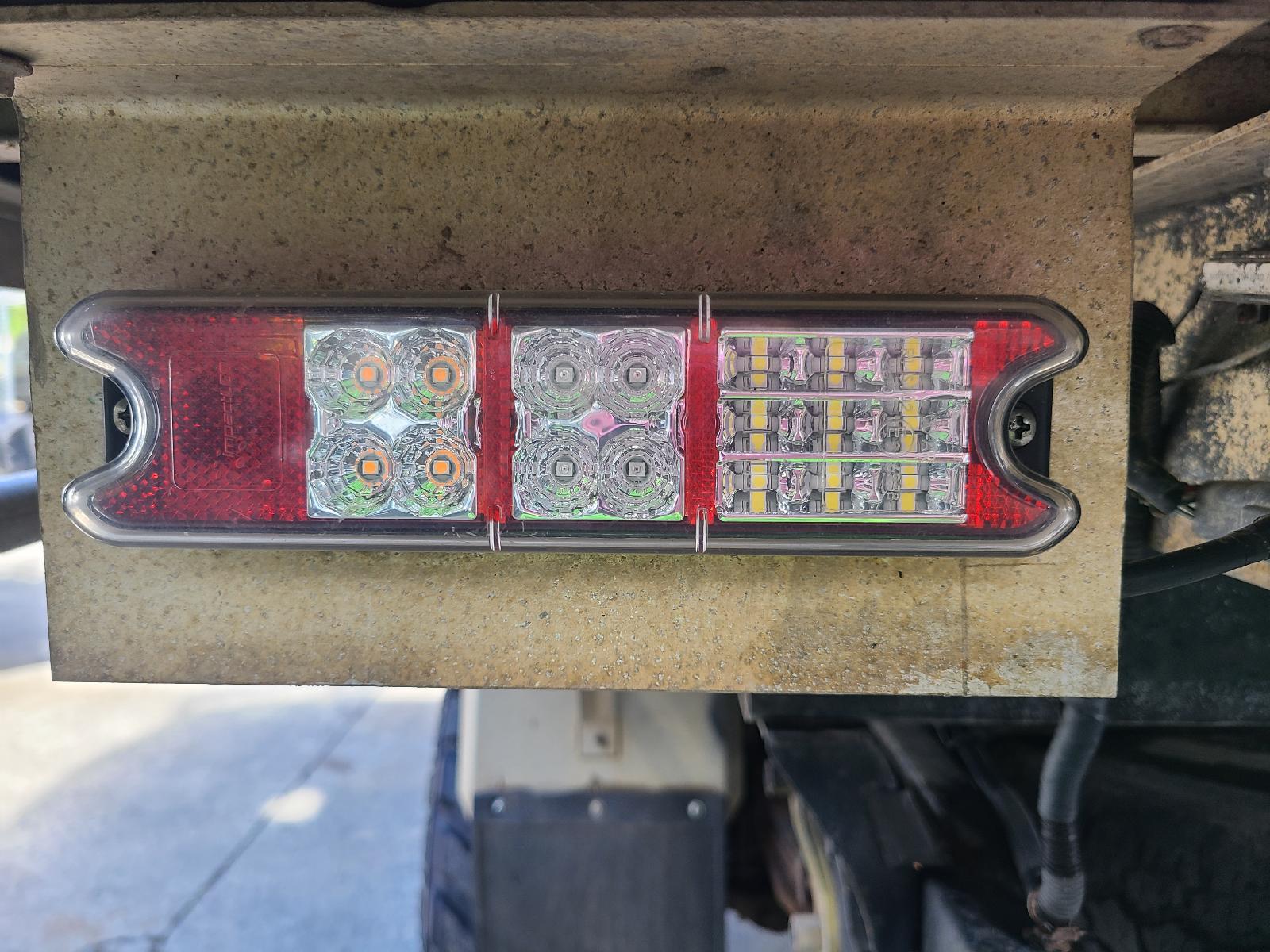 View Toyota Hilux 2006 4 Door Utility