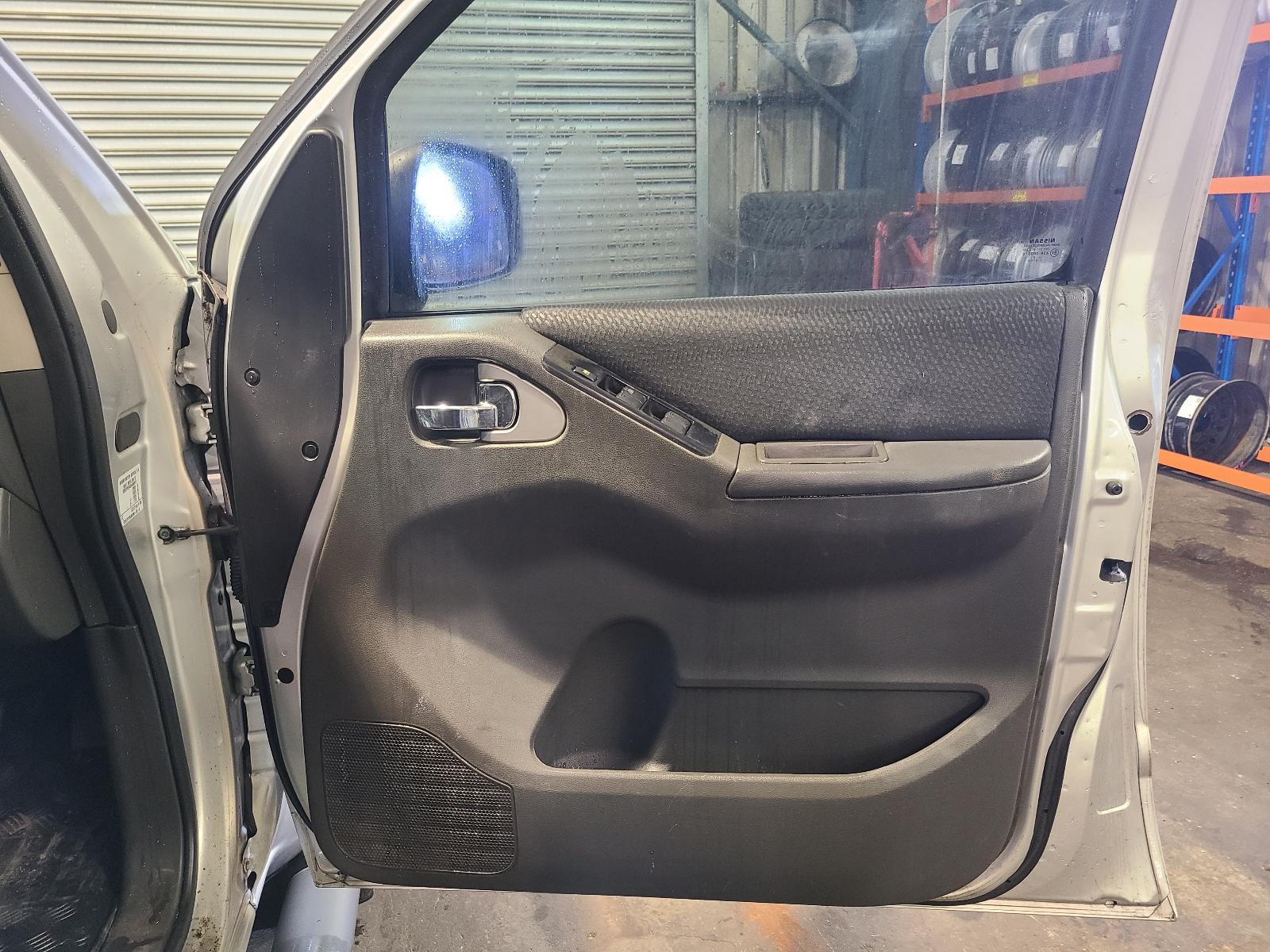 View Auto part Front Bumper Nissan Navara 2013