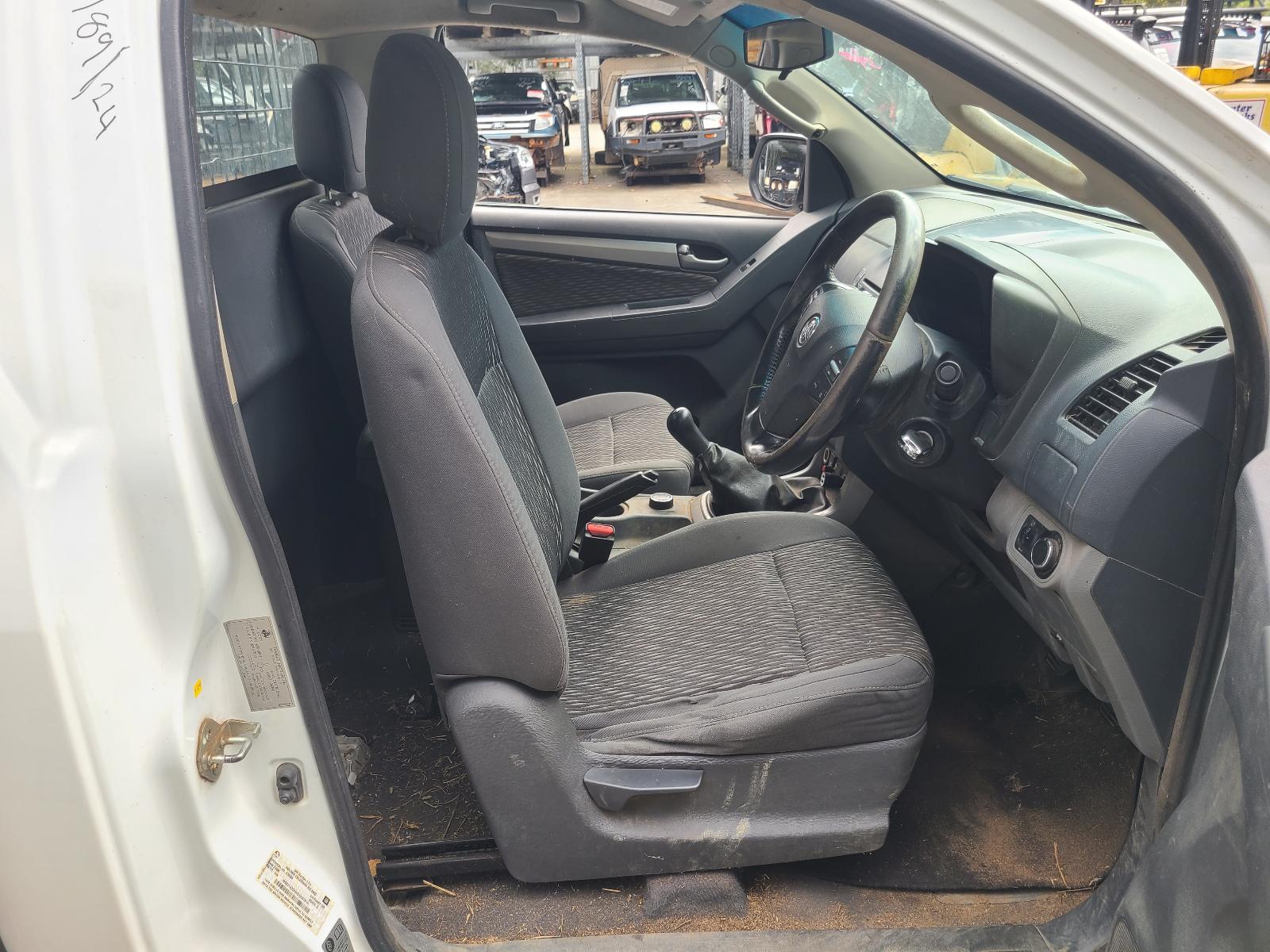 View Holden Colorado 2012 2 Door Pickup