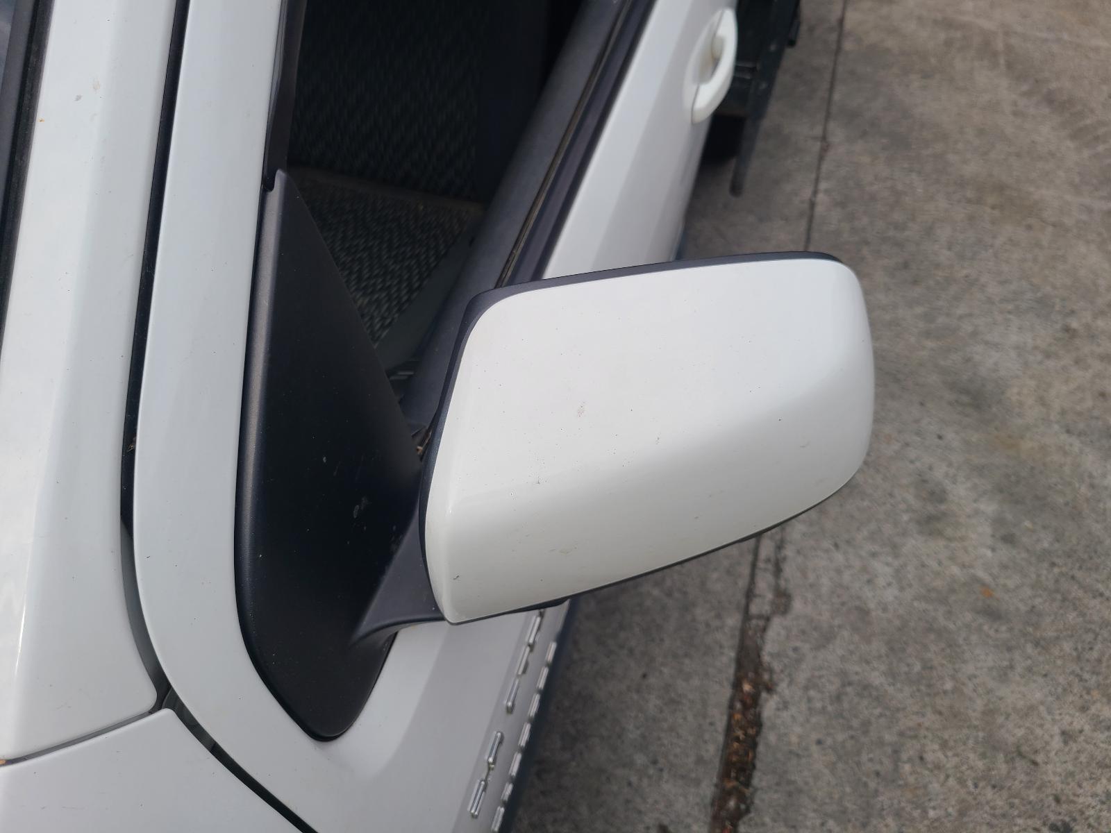 View Holden Colorado 2012 2 Door Pickup