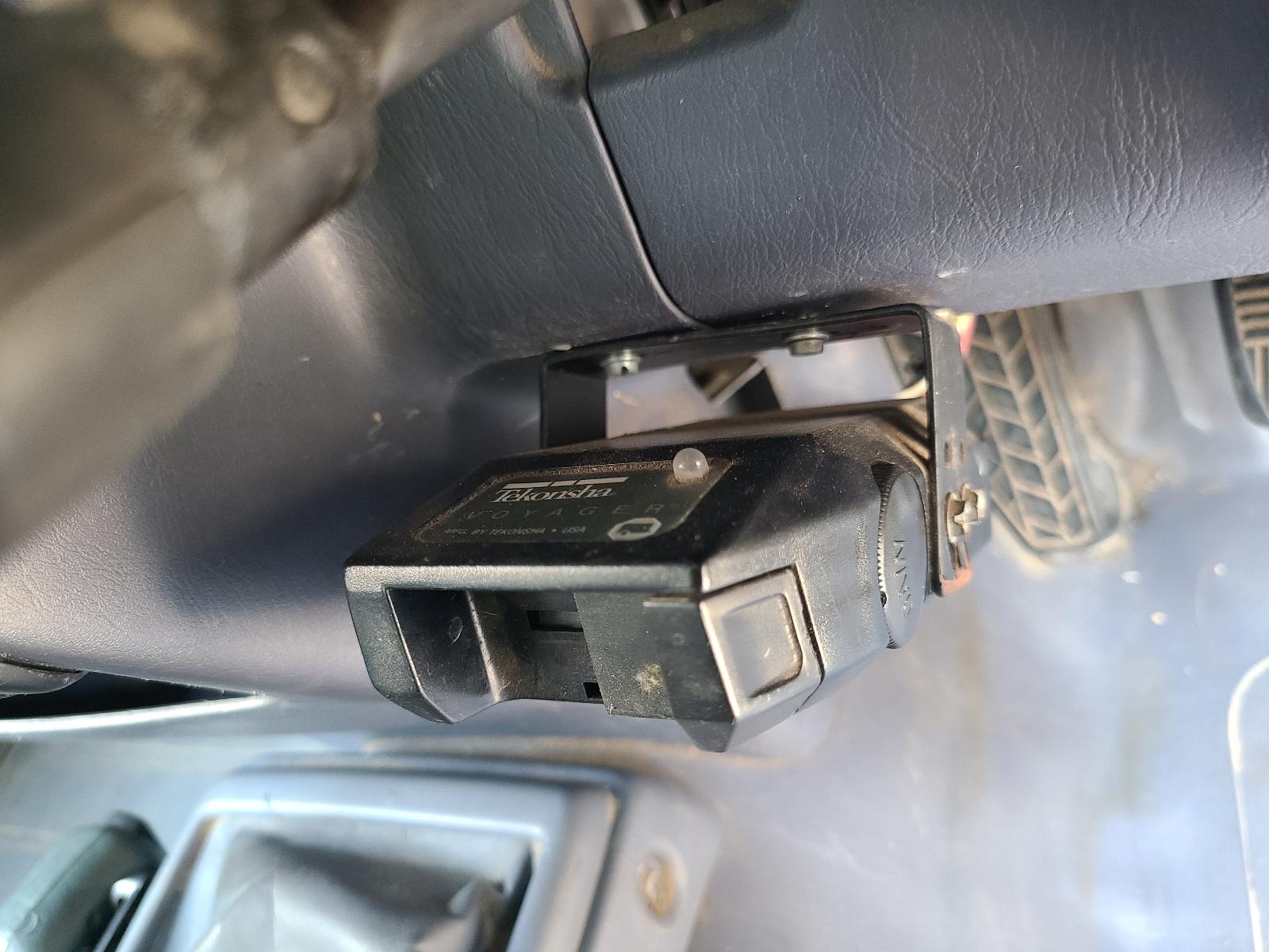 View Auto part Front Seat Toyota Hilux 2003