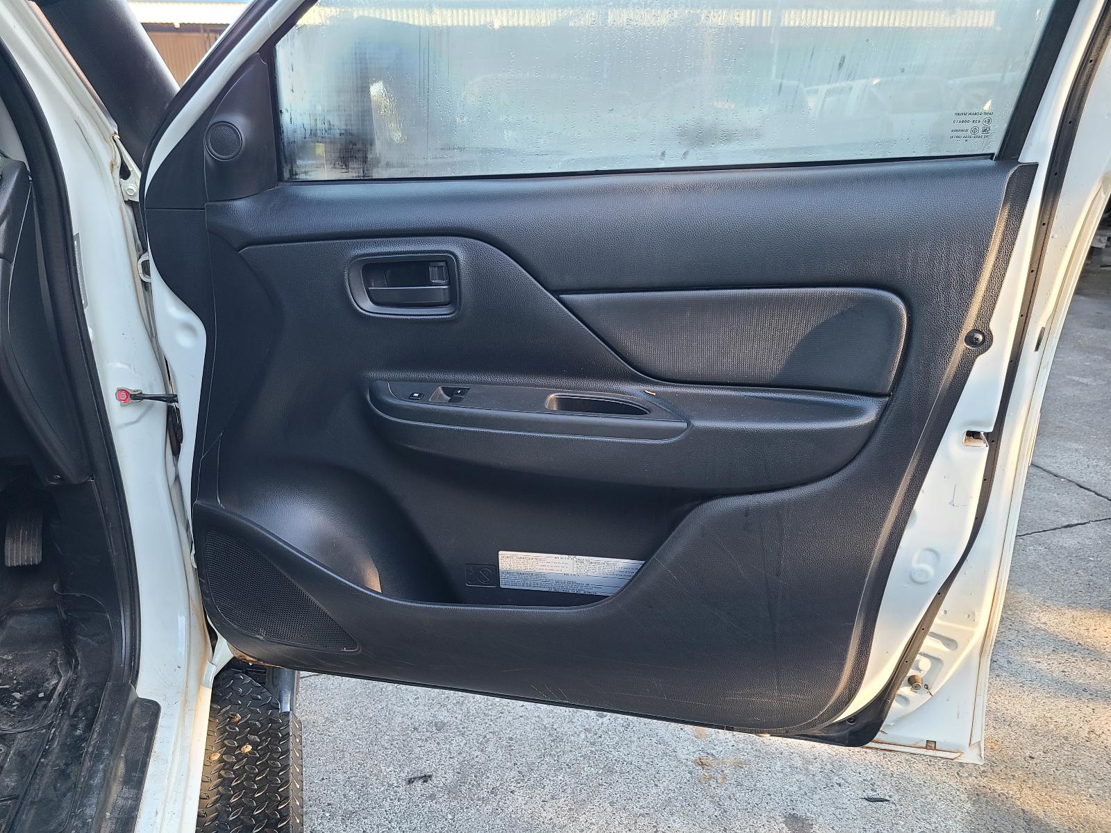 View Mitsubishi Triton 2019 2 Door Pickup