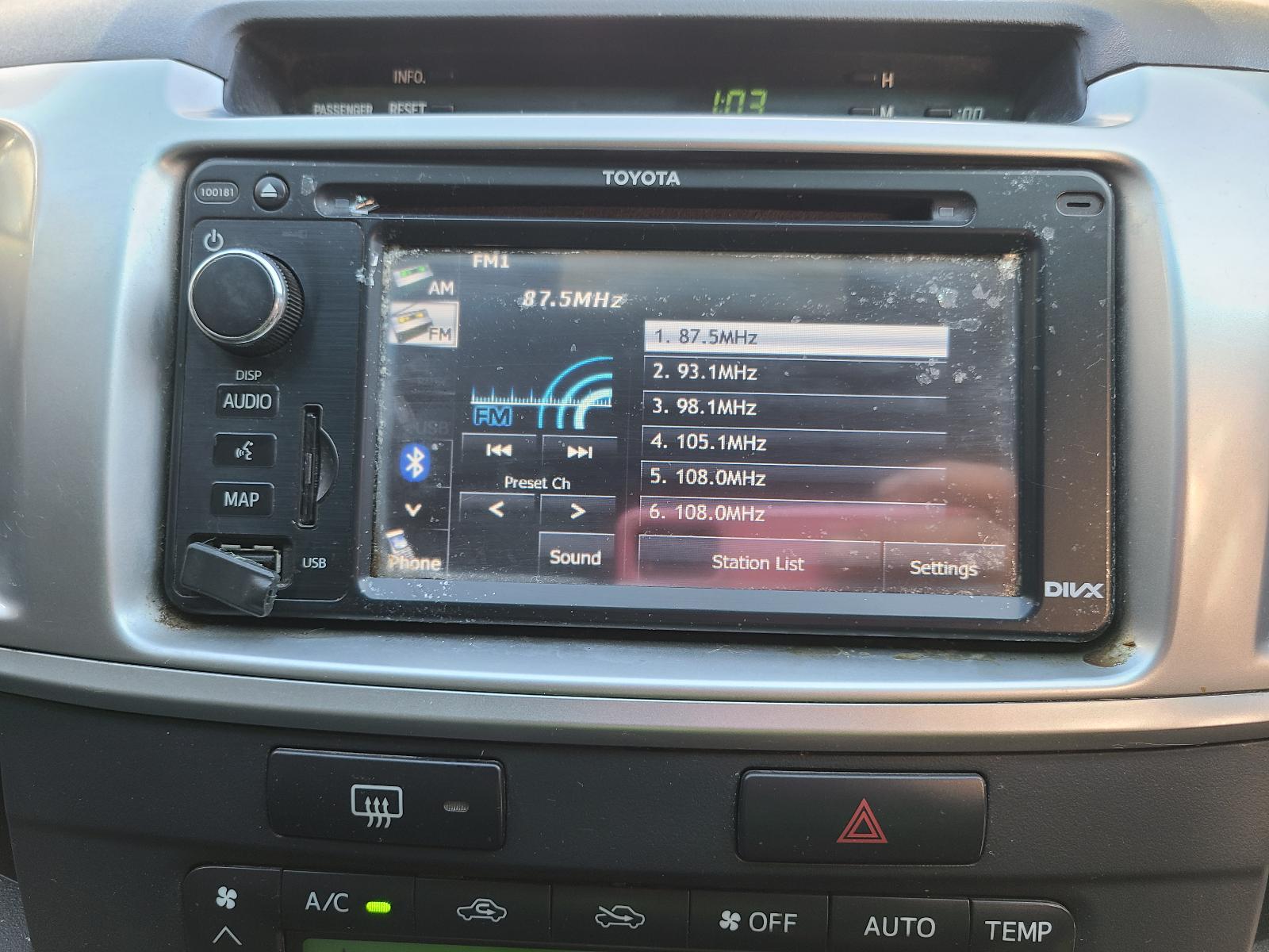 View Toyota Hilux 2014 4 Door Utility