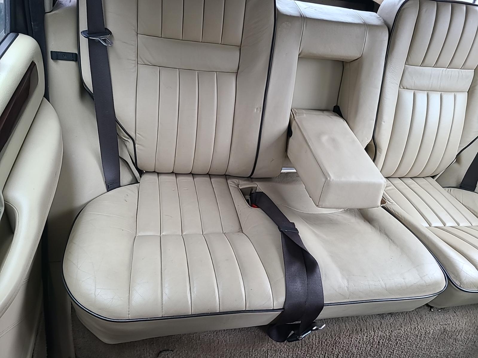 View Land Rover Rangerover 1999 4 Door Station Wagon