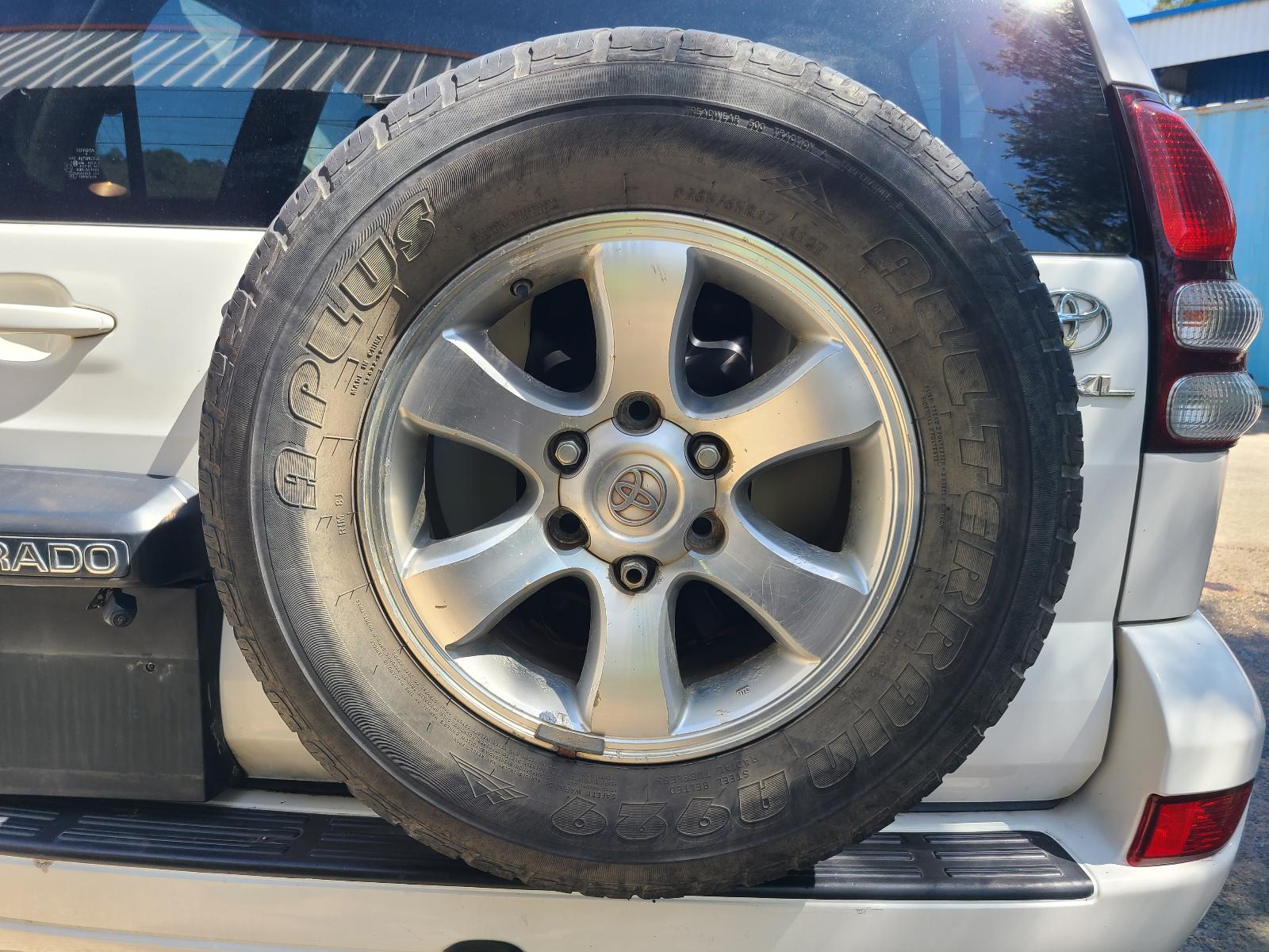 View Toyota Prado 2008  