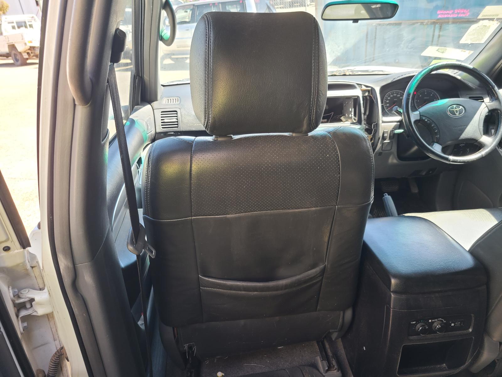 View Toyota Prado 2008  