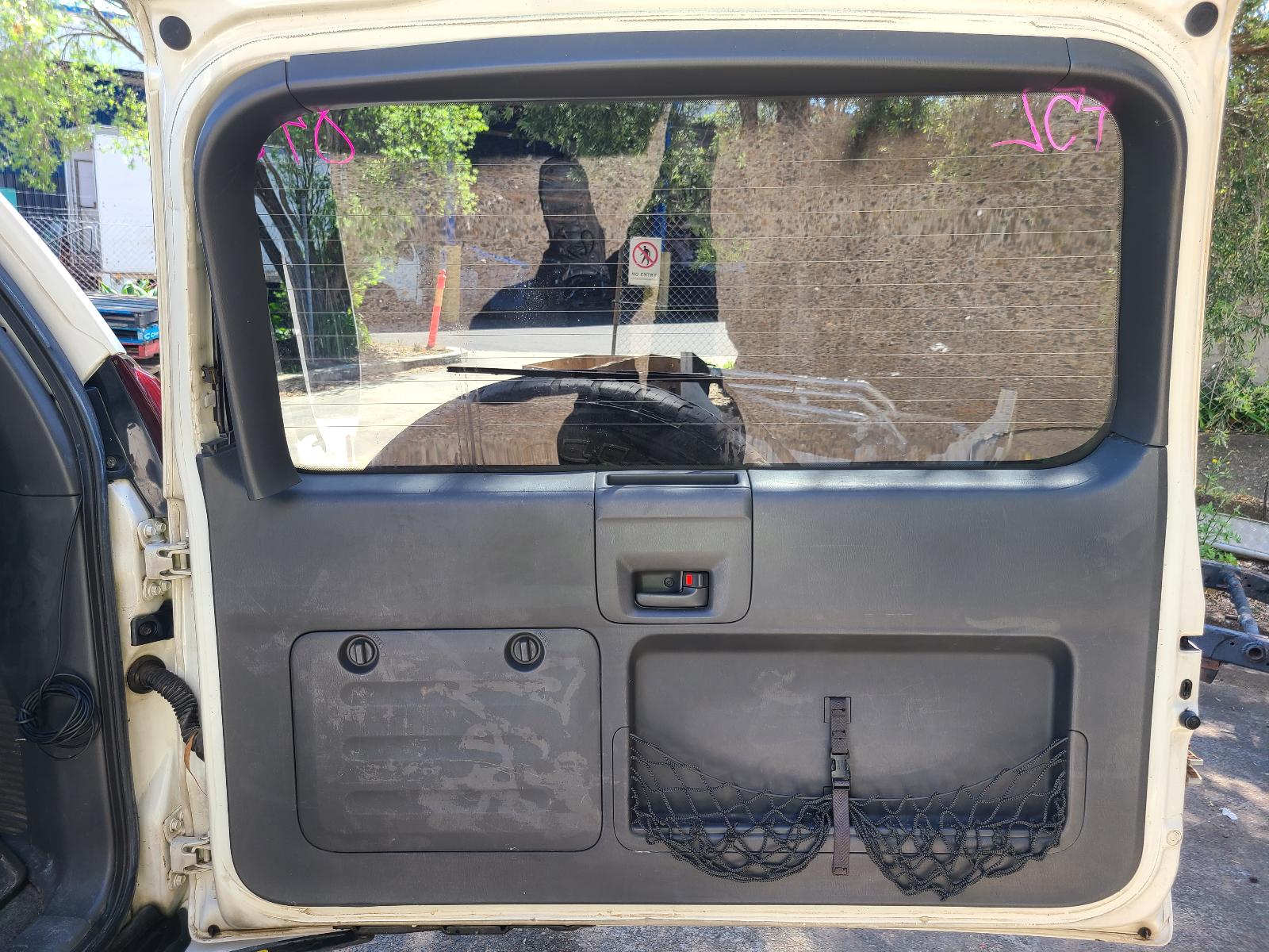 View Toyota Prado 2008  