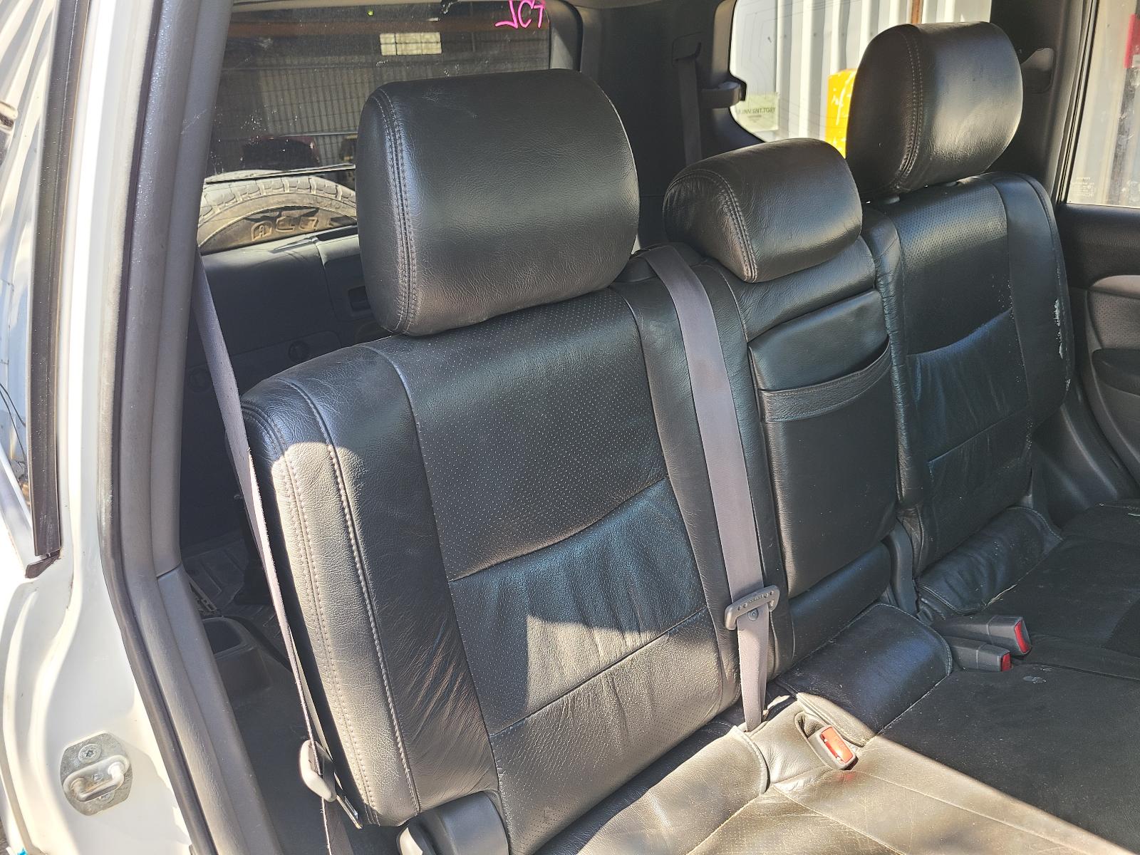 View Toyota Prado 2008  
