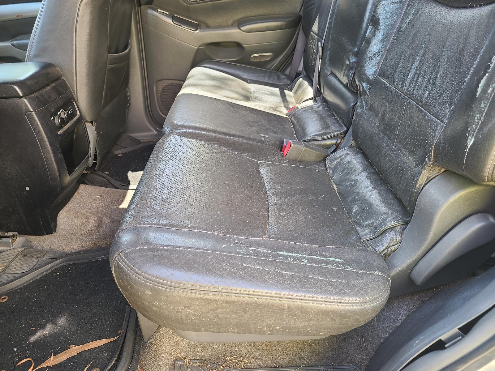 View Toyota Prado 2008  