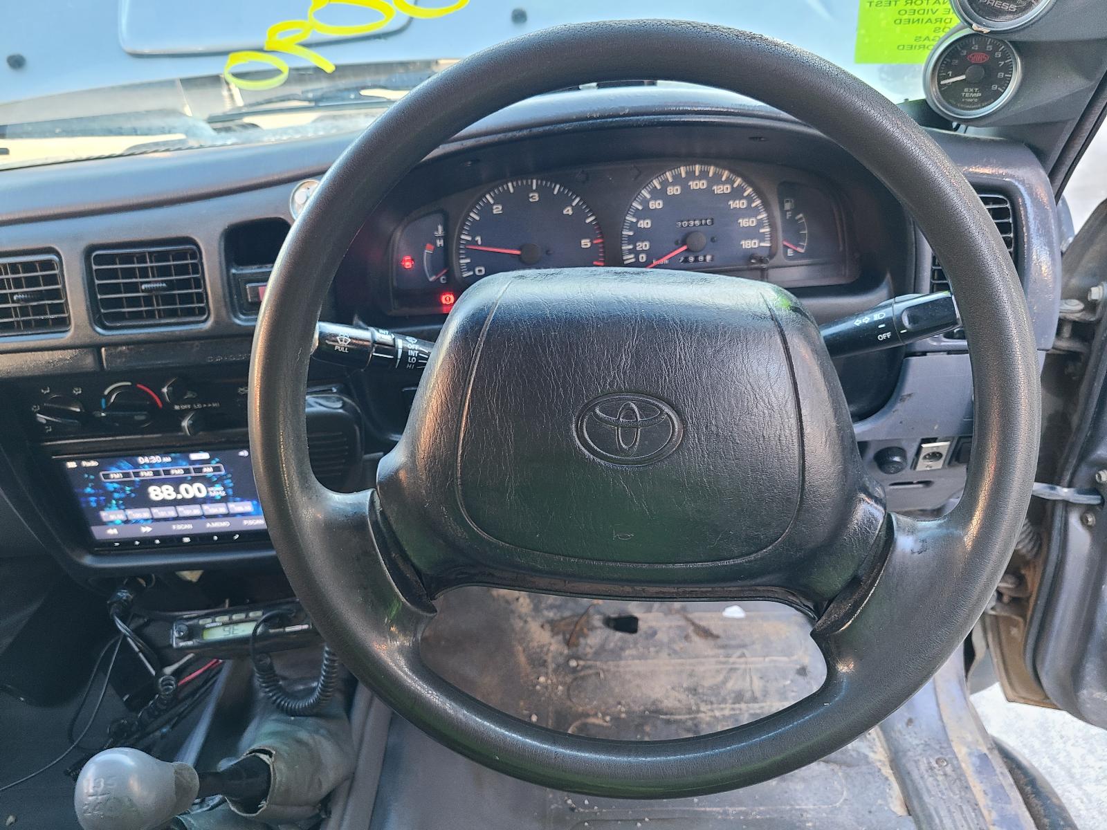 View Toyota Hilux 2001 4 Door Utility