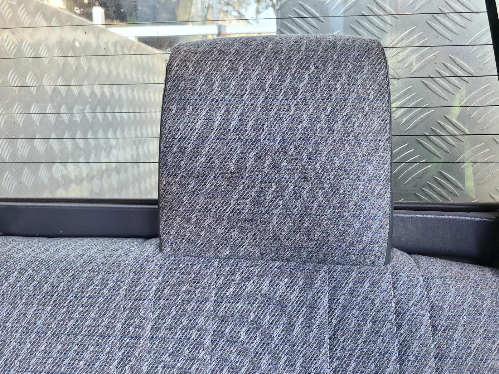 View Toyota Hilux 2001 4 Door Utility