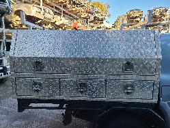 View Toyota Hilux 2001 4 Door Utility