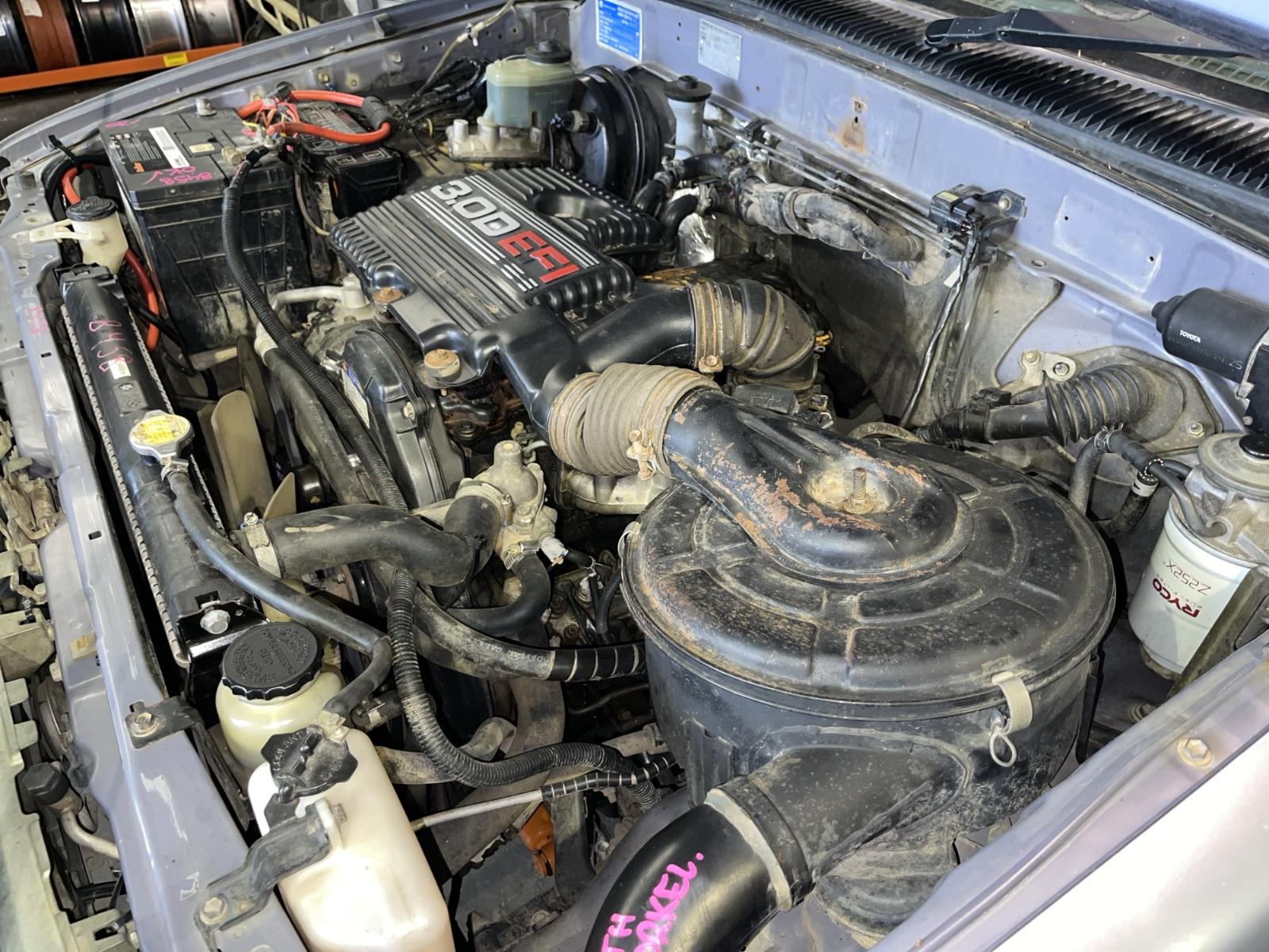 View Toyota Hilux 2001 4 Door Utility