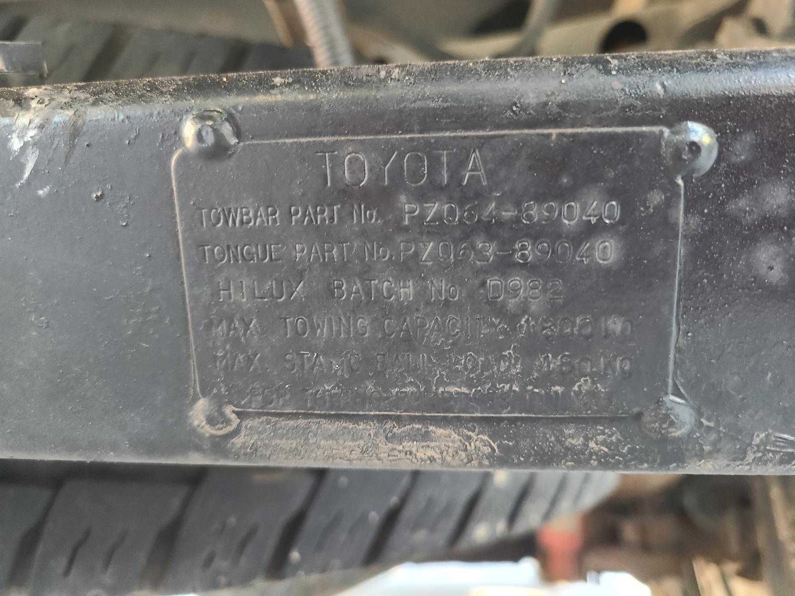 View Toyota Hilux 2001 4 Door Utility
