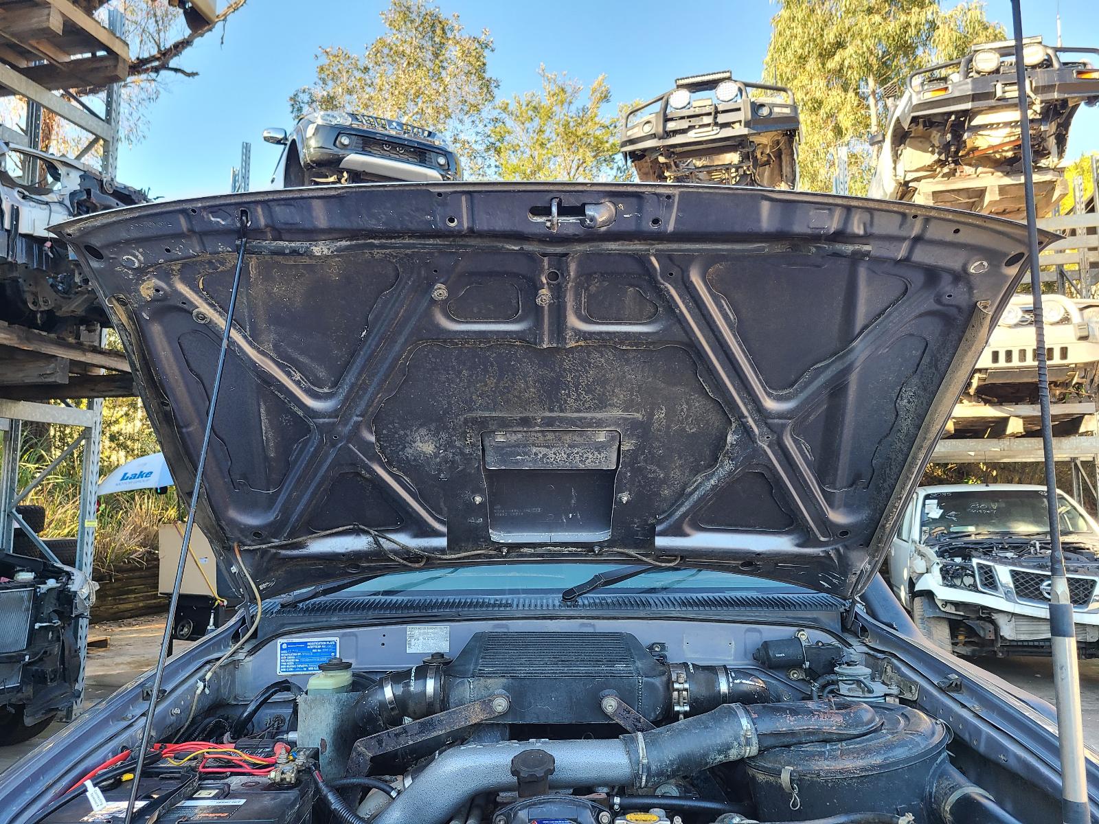 View Toyota Hilux 2001 4 Door Utility