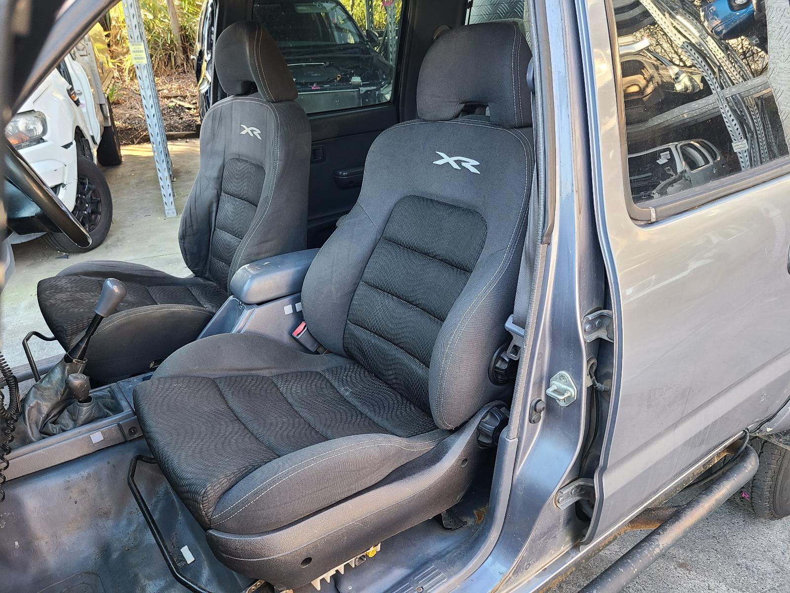 View Toyota Hilux 2001 4 Door Utility